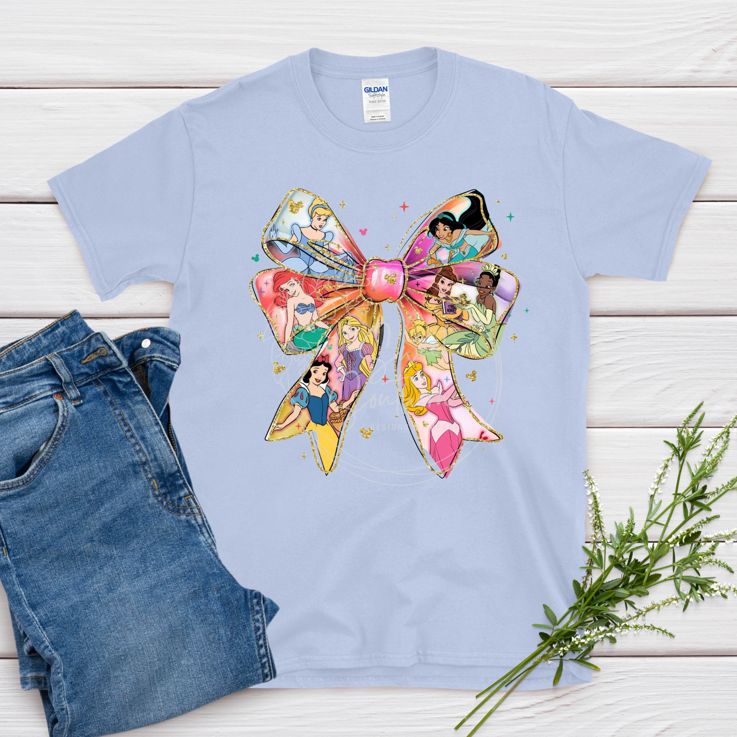 princess’ in bow t-shirt