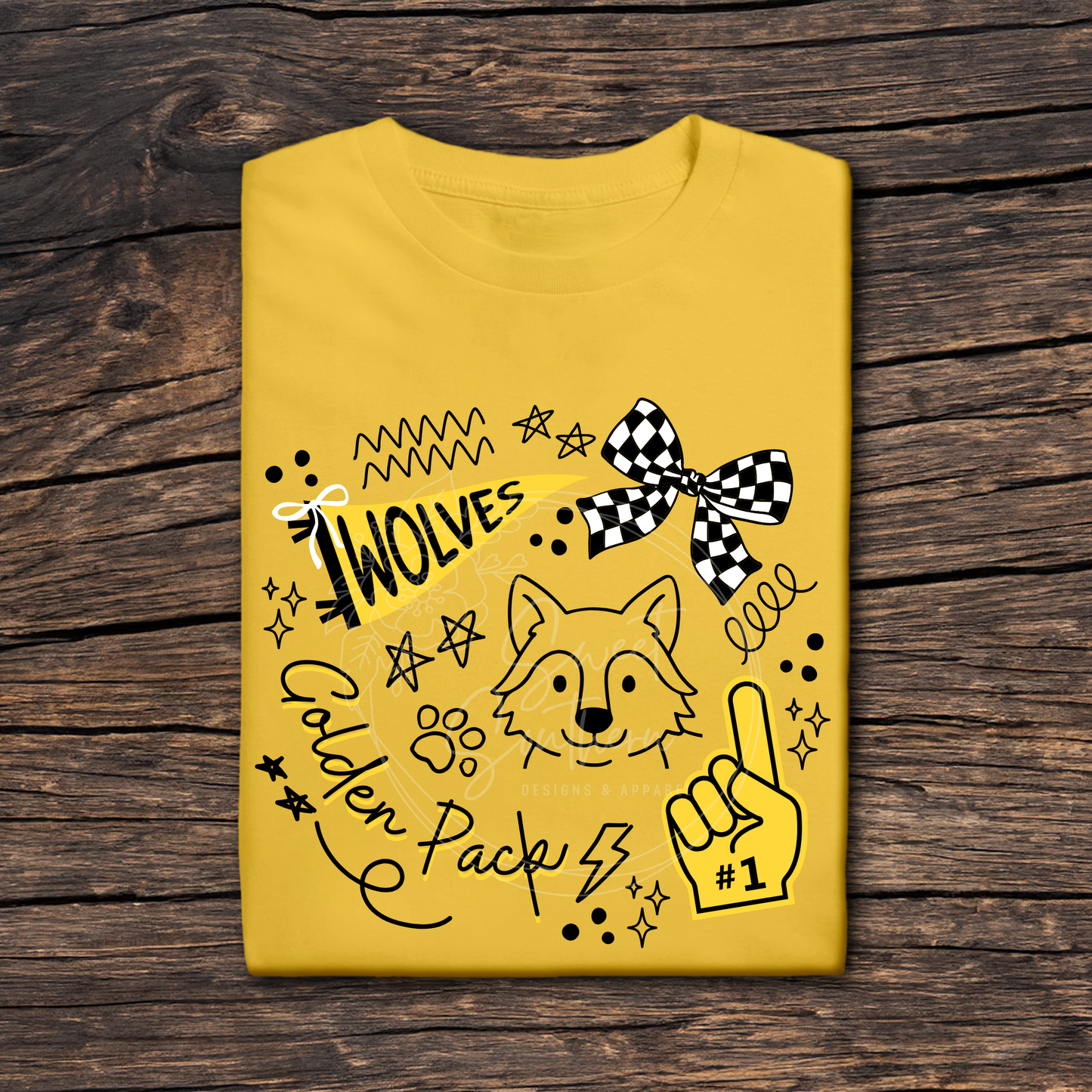 doodle wolves den t-shirt