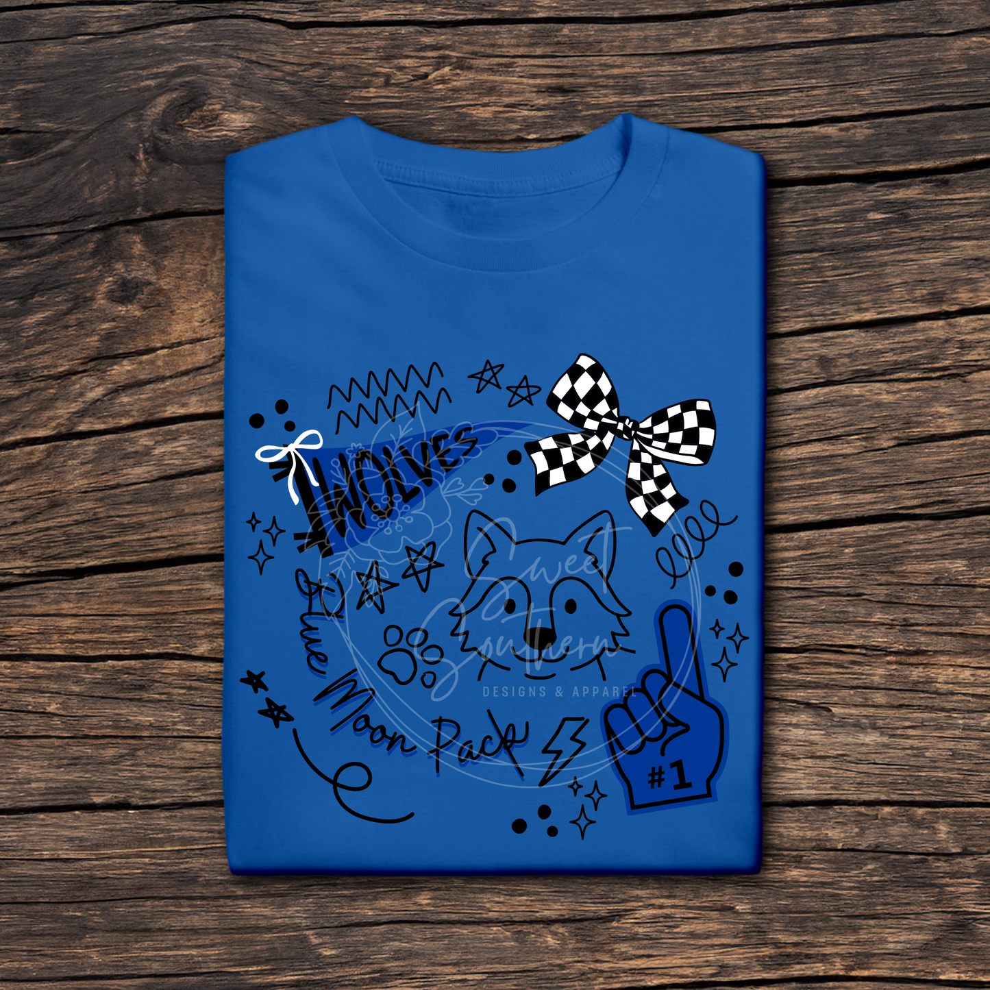doodle wolves den t-shirt