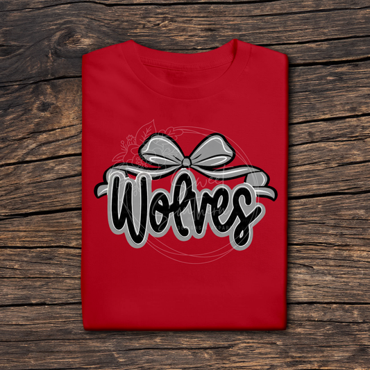 wolves bow t-shirt