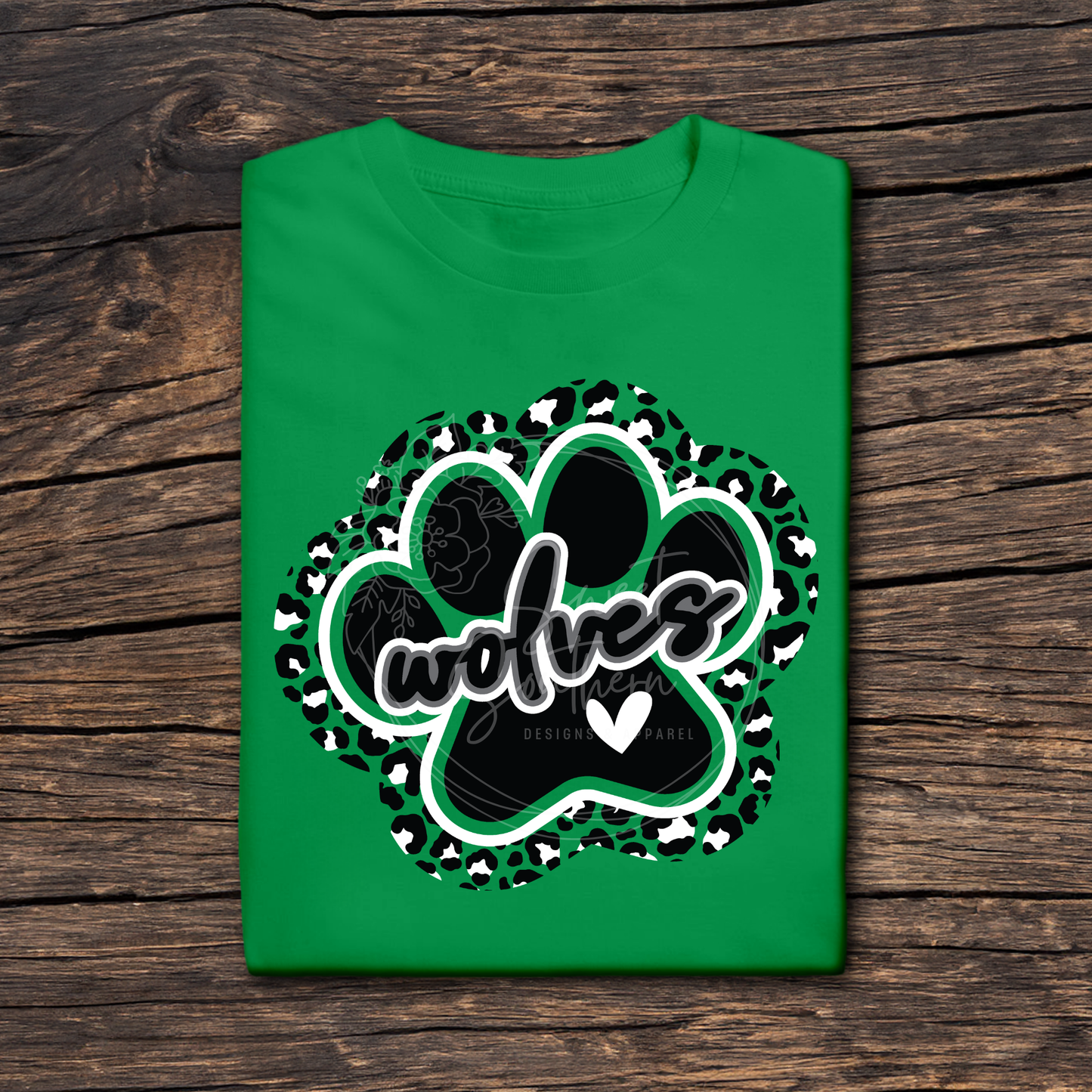 wolves paw print colored t-shirt