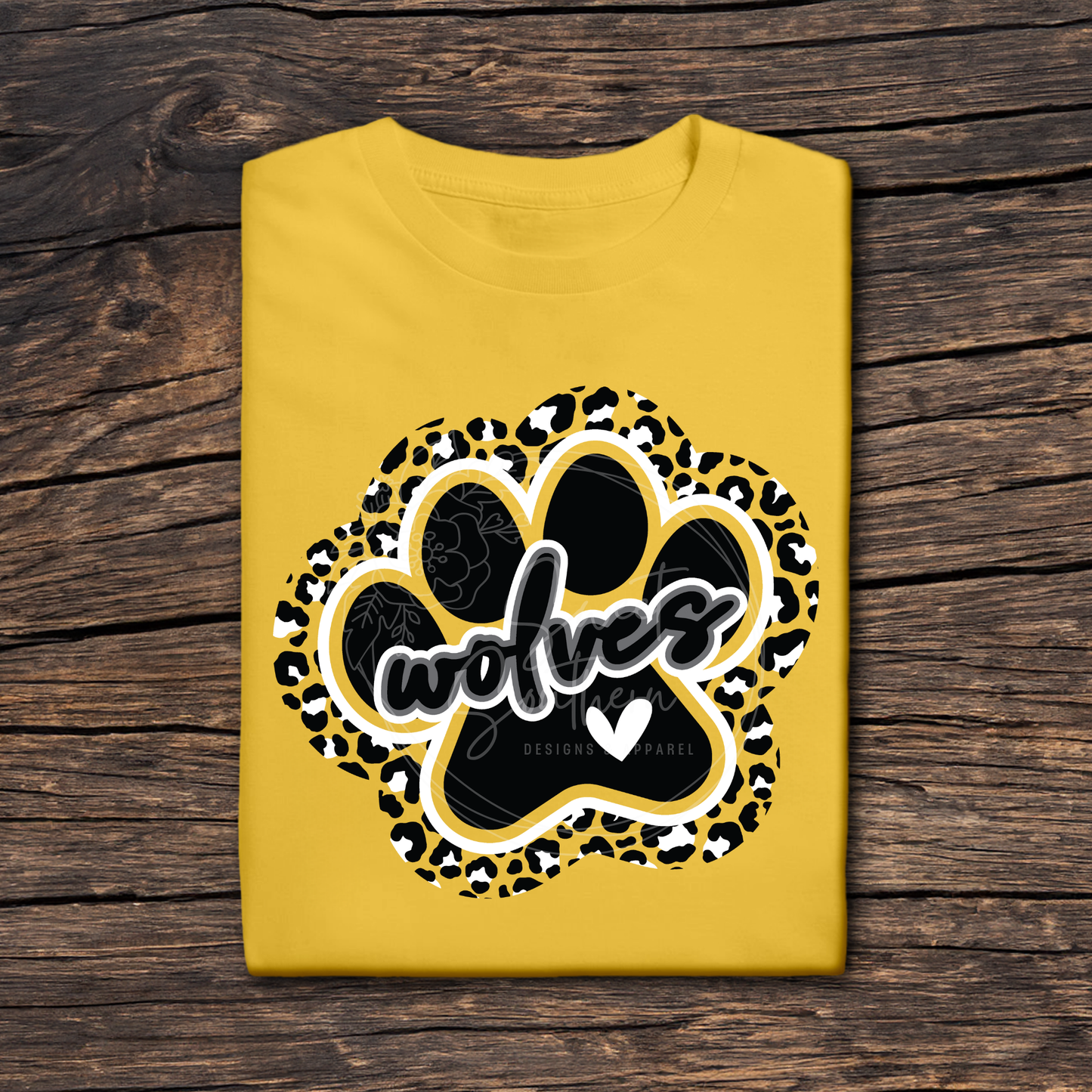 wolves paw print colored t-shirt