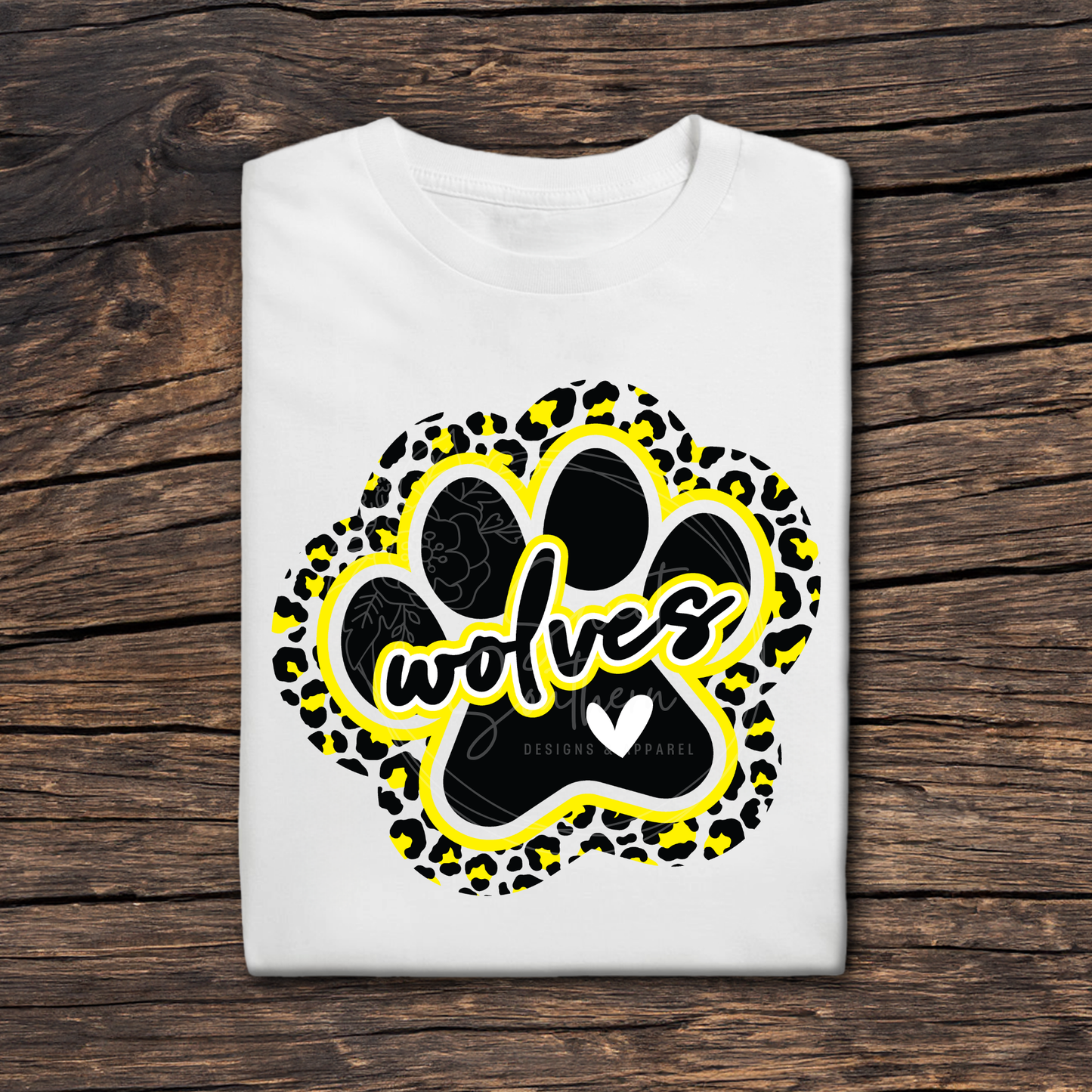 wolves paw print white t-shirt