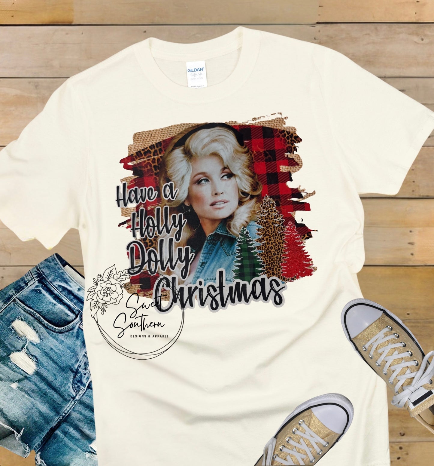 holly Dolly Christmas t-shirt