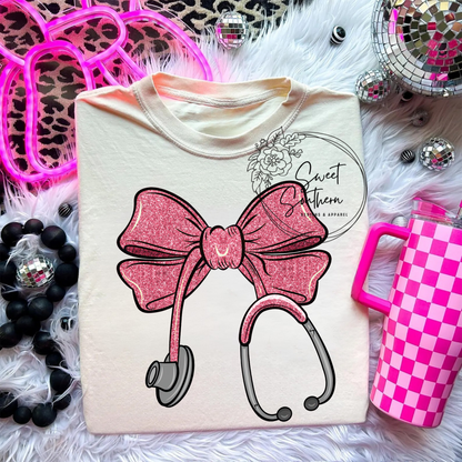 bow stethoscope t-shirt